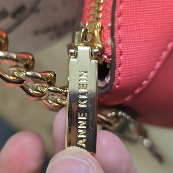 NWOT ANNE KLEIN CROSSBODY/SHOULDER BAG - Picture 11 of 17